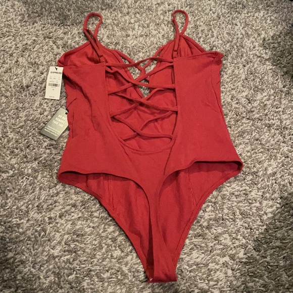 Express body suite - Picture 2 of 3